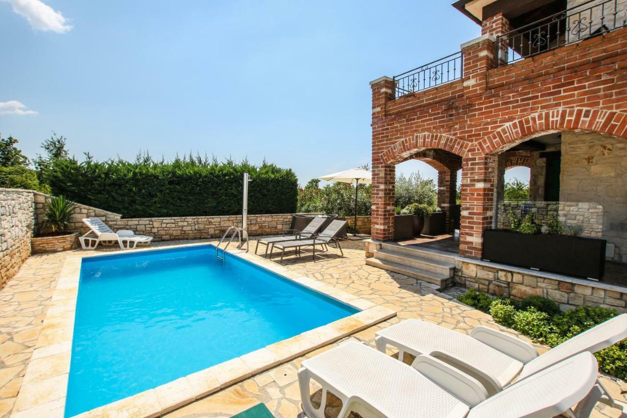 Villa Istriana Jakob With Pool Tar-Vabriga Ngoại thất bức ảnh
