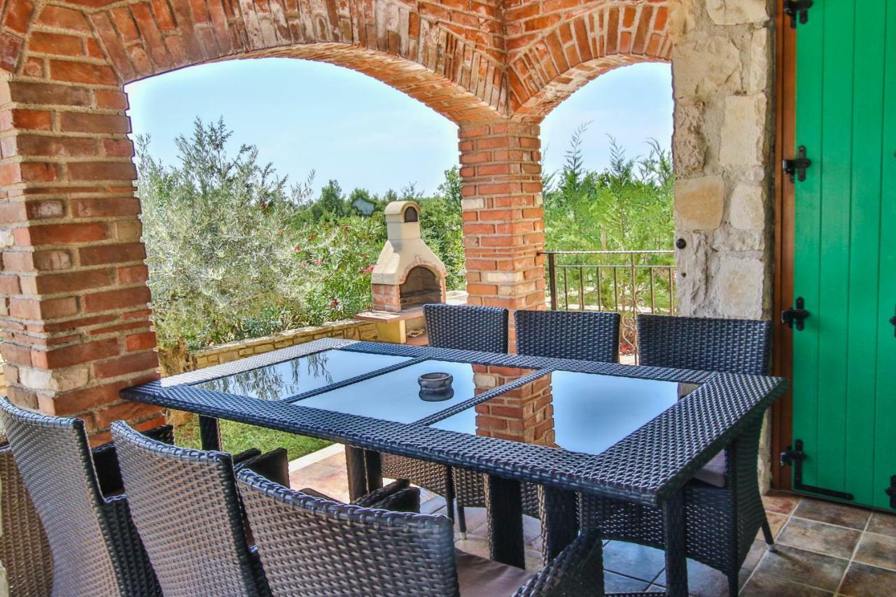 Villa Istriana Jakob With Pool Tar-Vabriga Ngoại thất bức ảnh