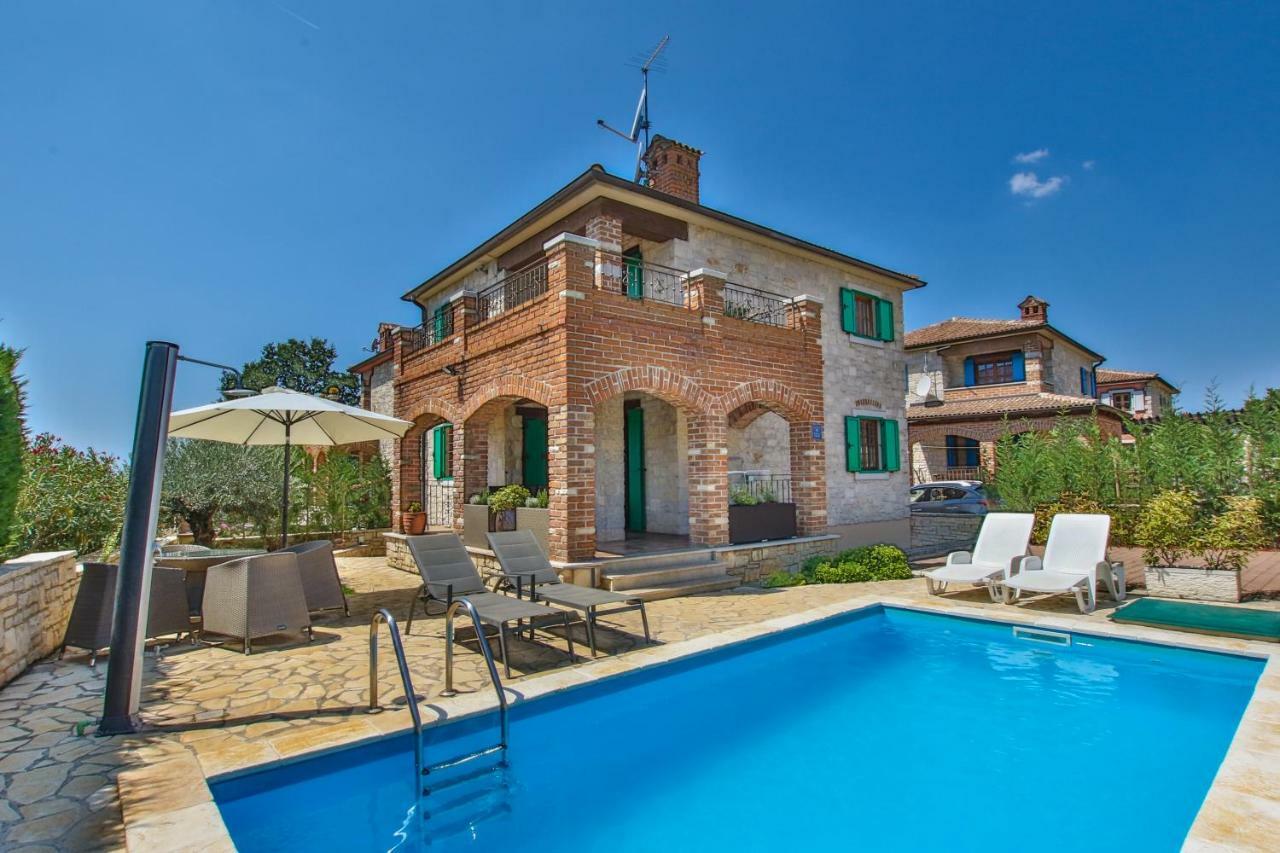 Villa Istriana Jakob With Pool Tar-Vabriga Ngoại thất bức ảnh