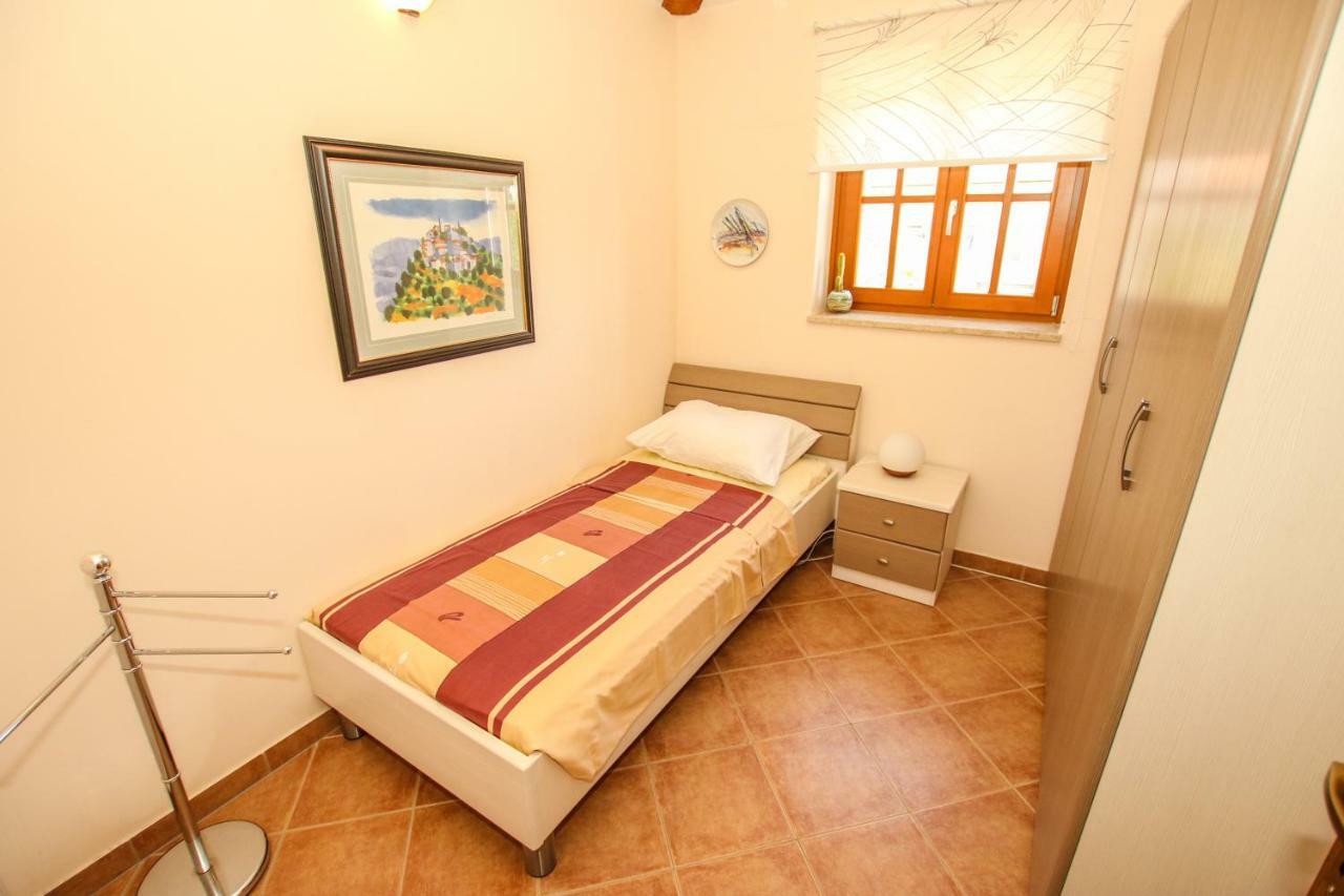 Villa Istriana Jakob With Pool Tar-Vabriga Ngoại thất bức ảnh